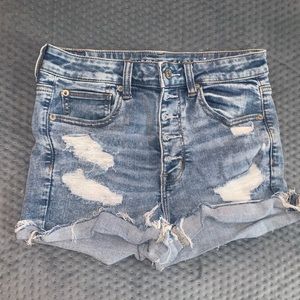American Eagle distressed super hi rise shortie size 8 blue